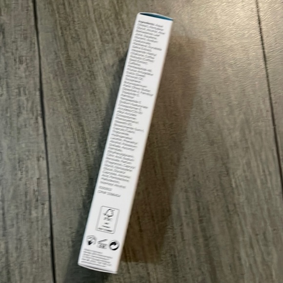 QMS Medicosmetics Epigen Depuff Eye Serum - Picture 4 of 4